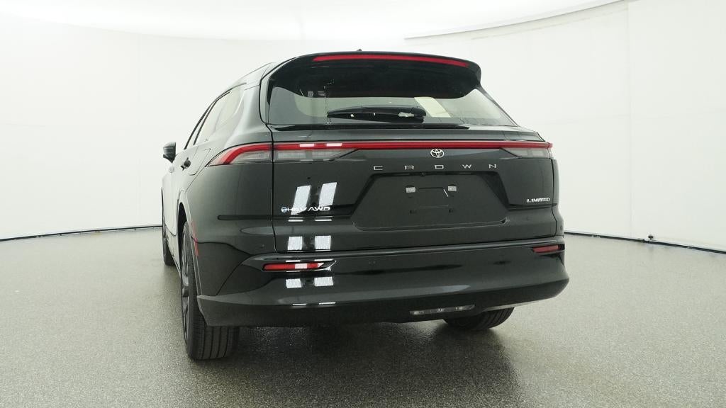 2026 Toyota Toyota Crown Signia Limited