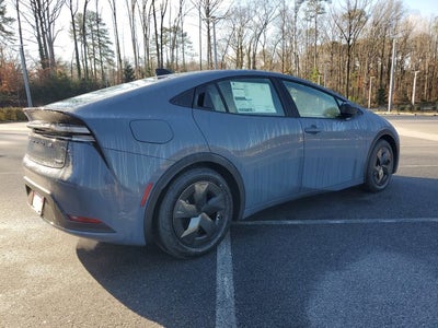 2026 Toyota Prius Plug-in Hybrid SE