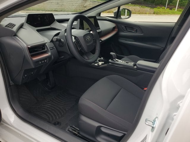 2026 Toyota Prius Plug-in Hybrid SE