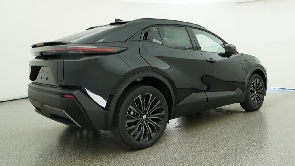2026 Toyota C-HR XSE