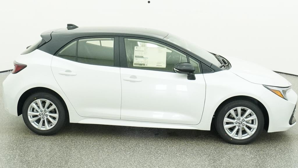 2026 Toyota Corolla Hatchback SE