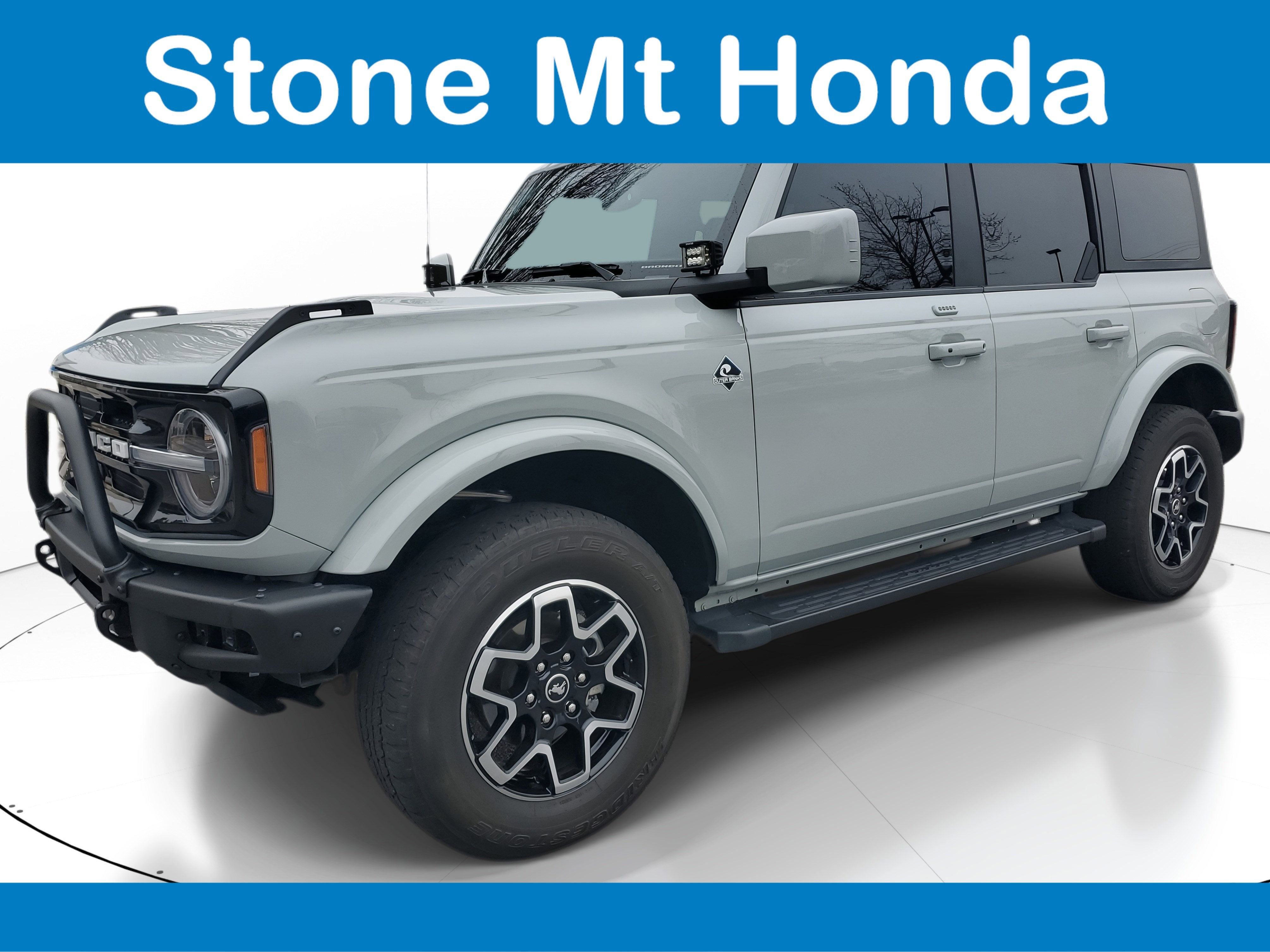 2023 Ford Bronco Base