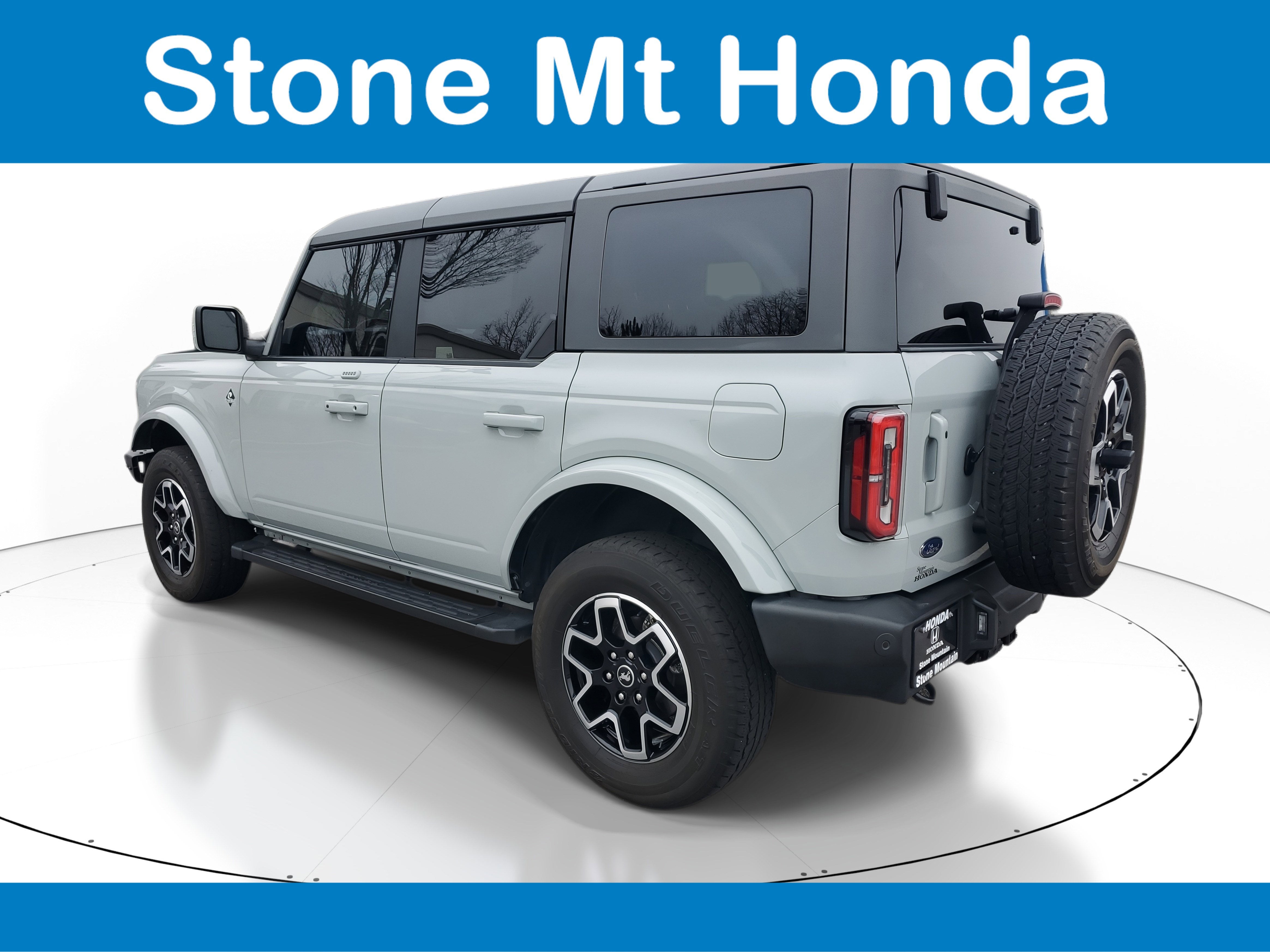 2023 Ford Bronco Base