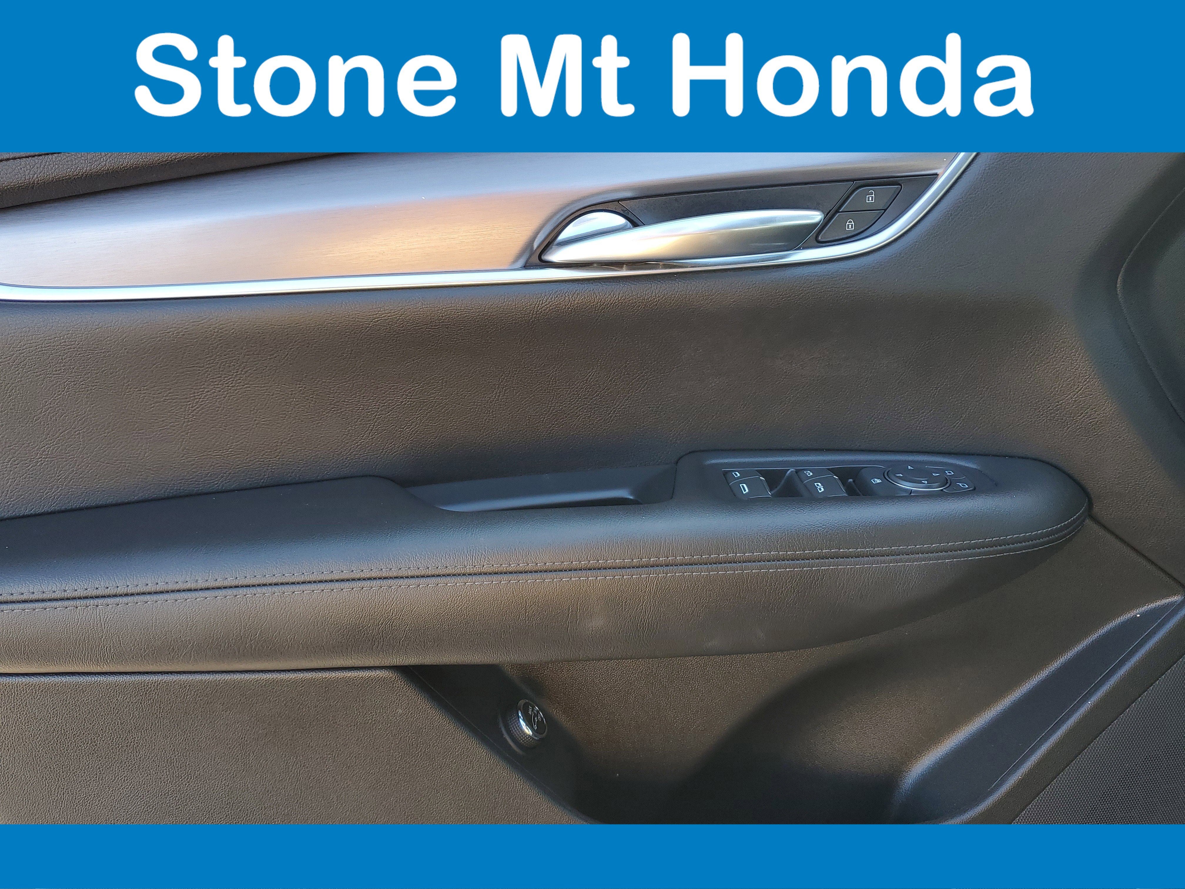 2020 Cadillac XT5 Luxury FWD