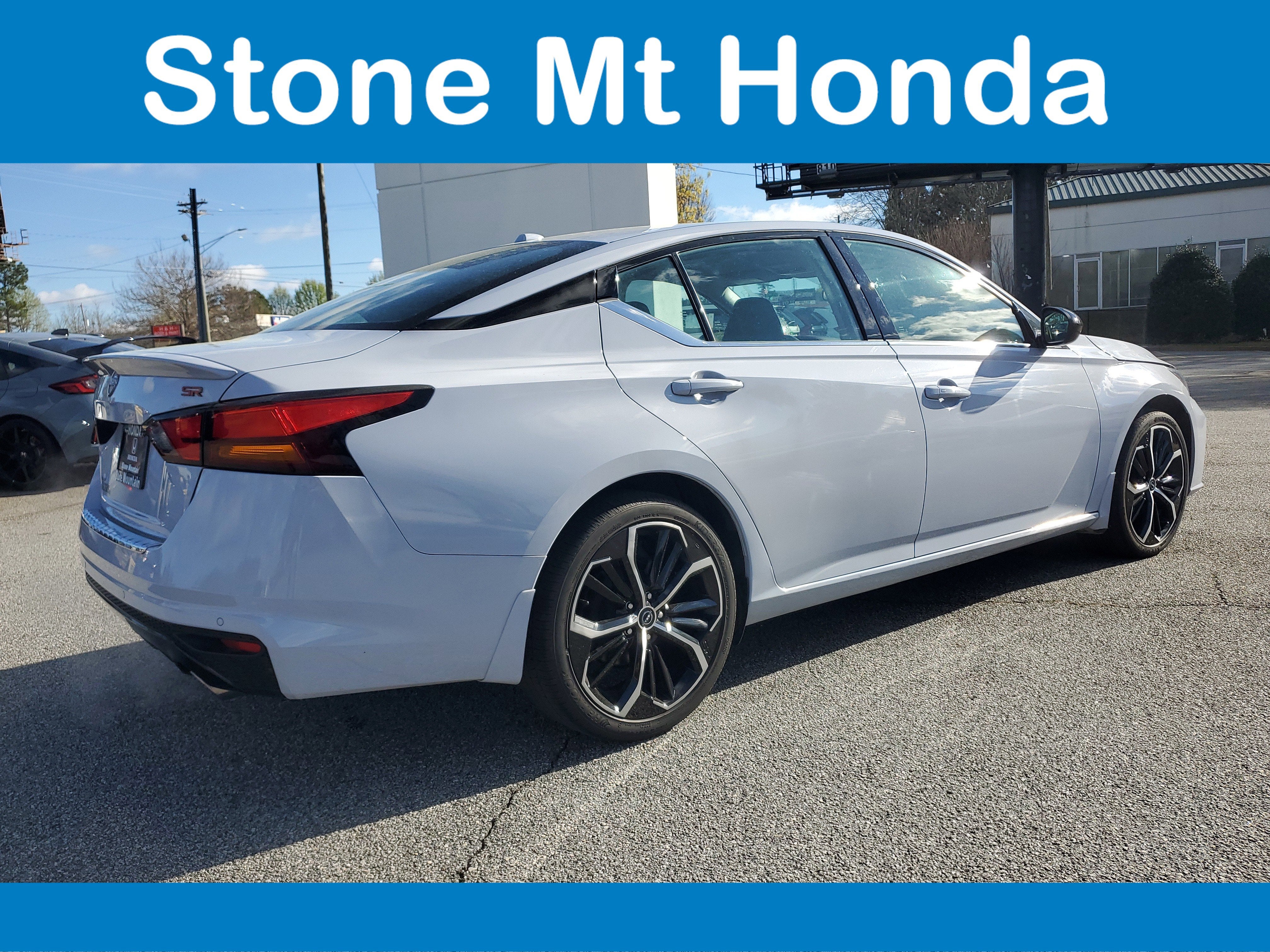 2023 Nissan Altima 2.5 SR