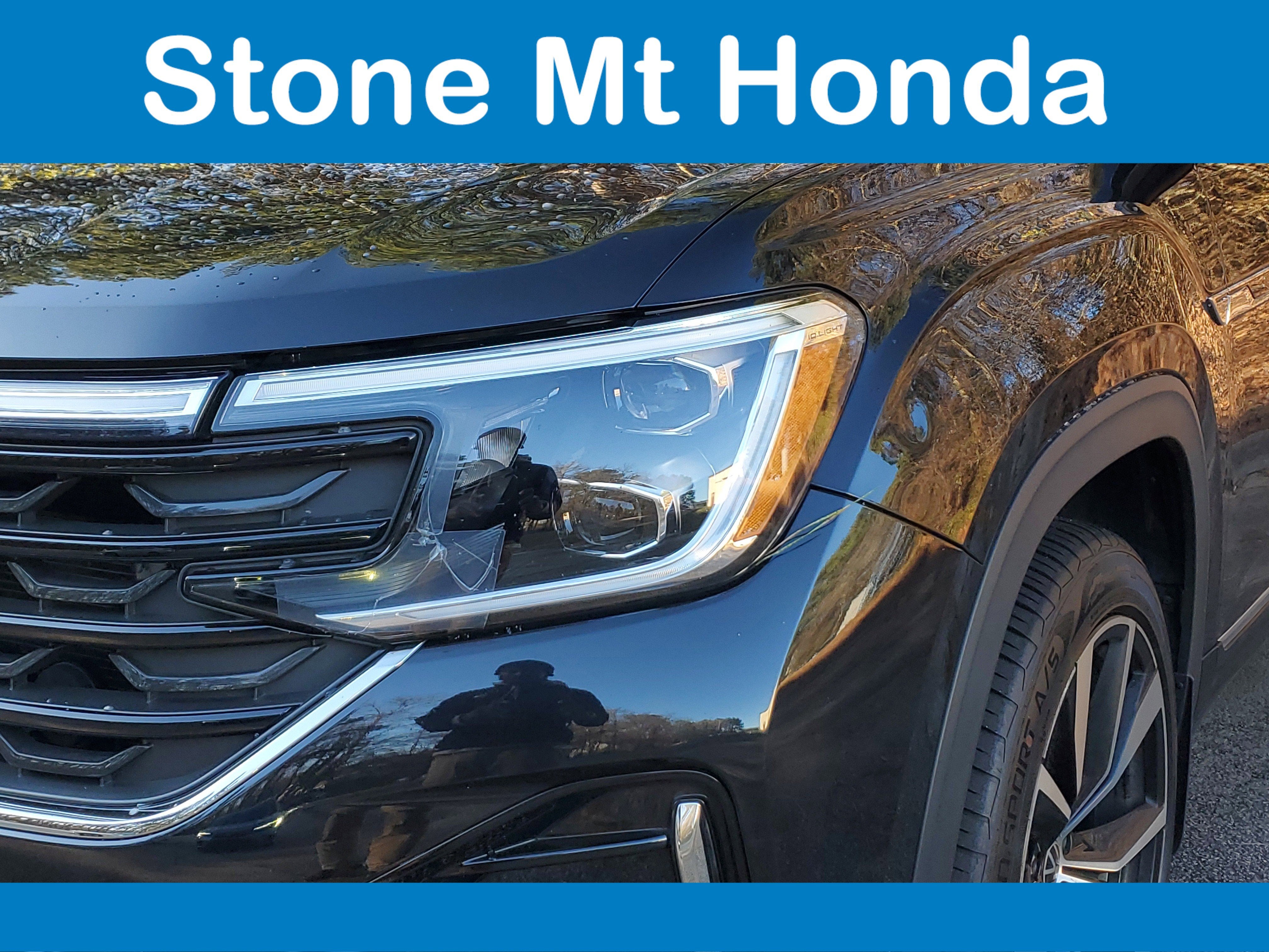 2024 Volkswagen Atlas 2.0T SEL Premium R-Line