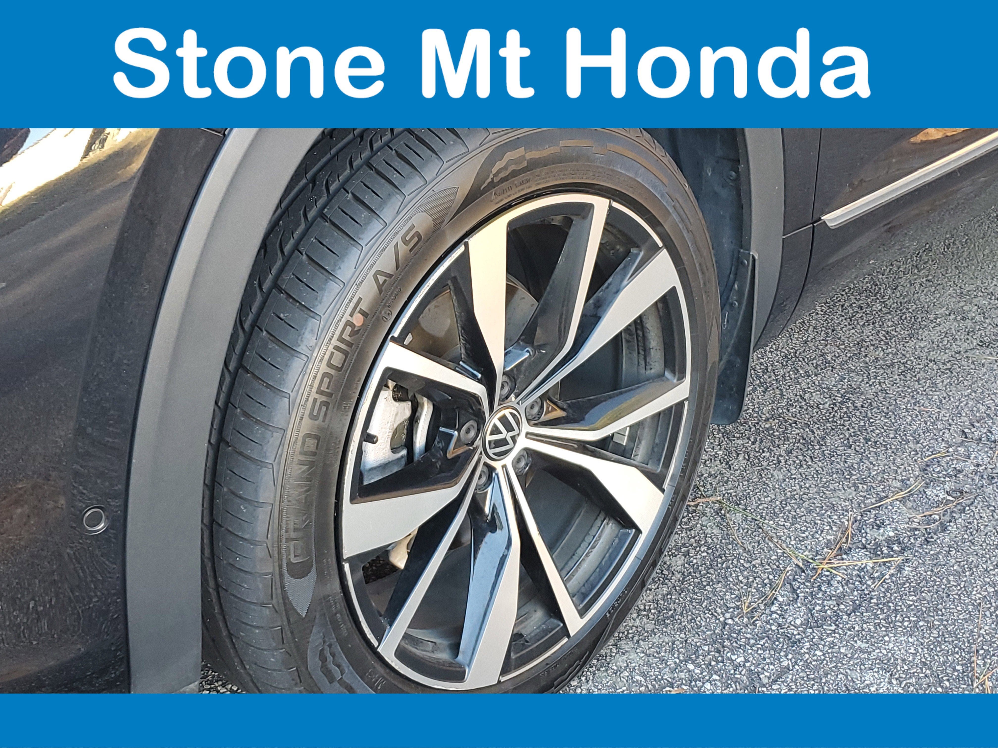 2024 Volkswagen Atlas 2.0T SEL Premium R-Line