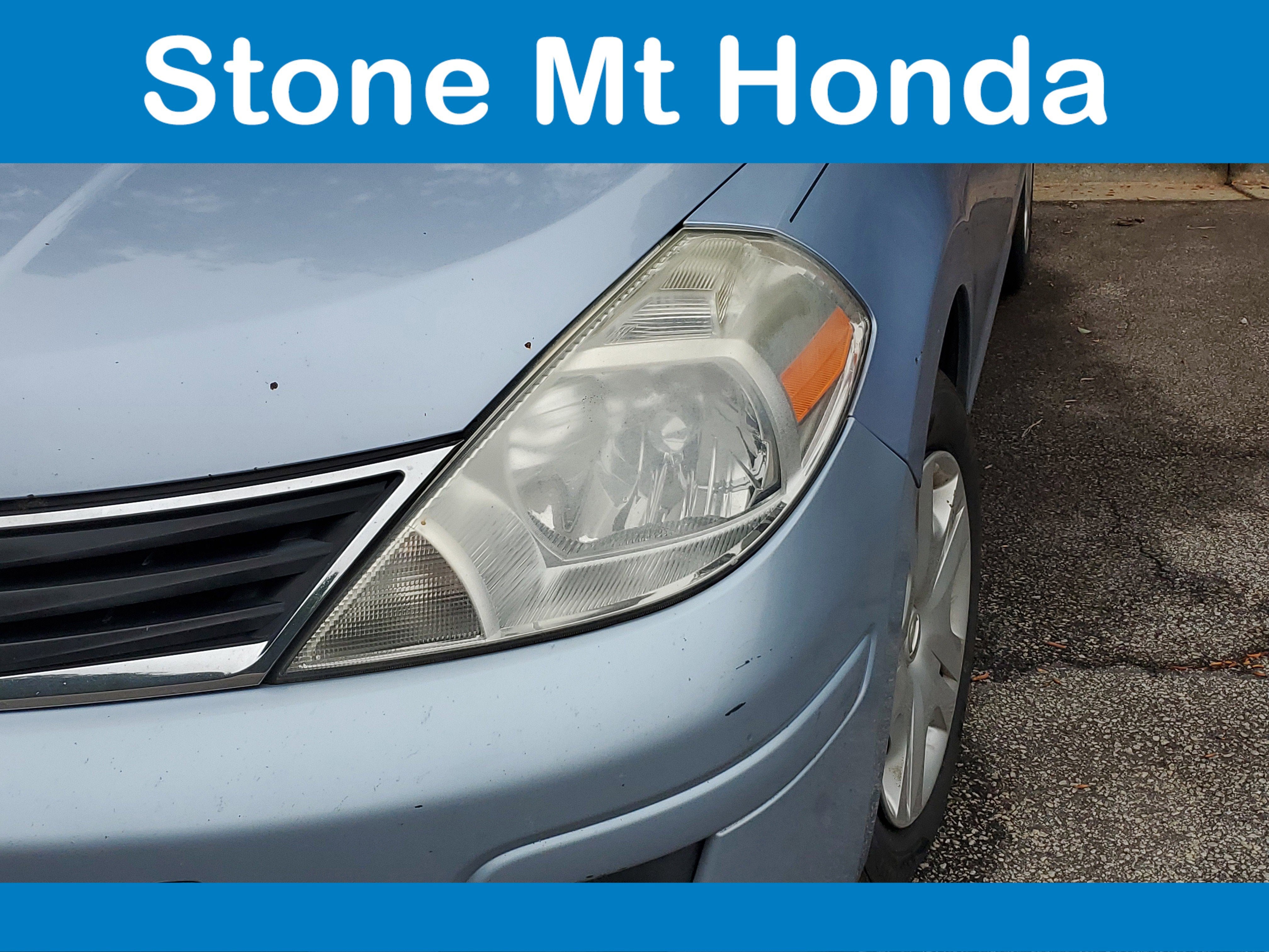 2010 Nissan Versa 1.8 S
