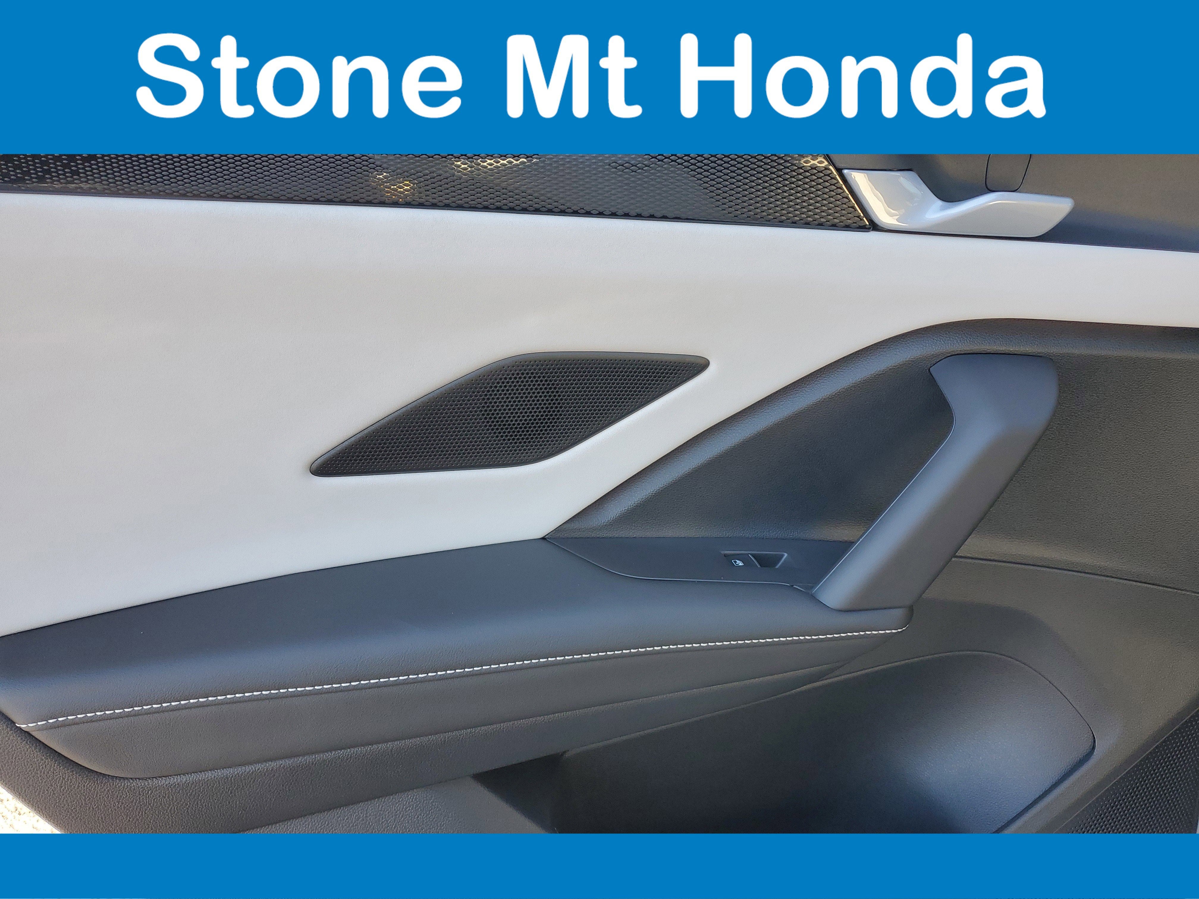 2025 Volkswagen Tiguan SE