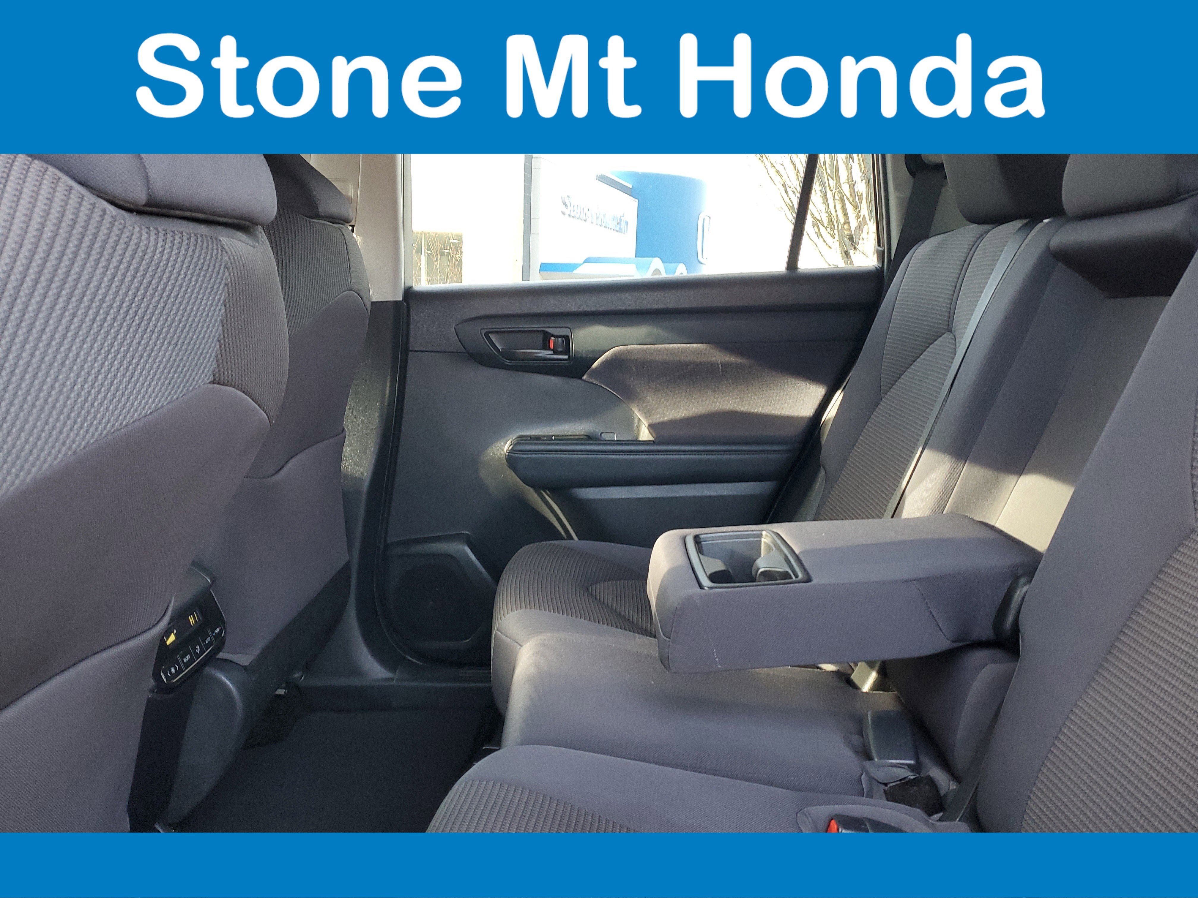 2021 Toyota Highlander LE