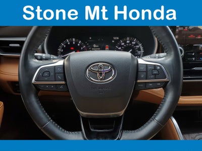 2021 Toyota Highlander Platinum