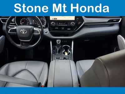 2023 Toyota Highlander XLE