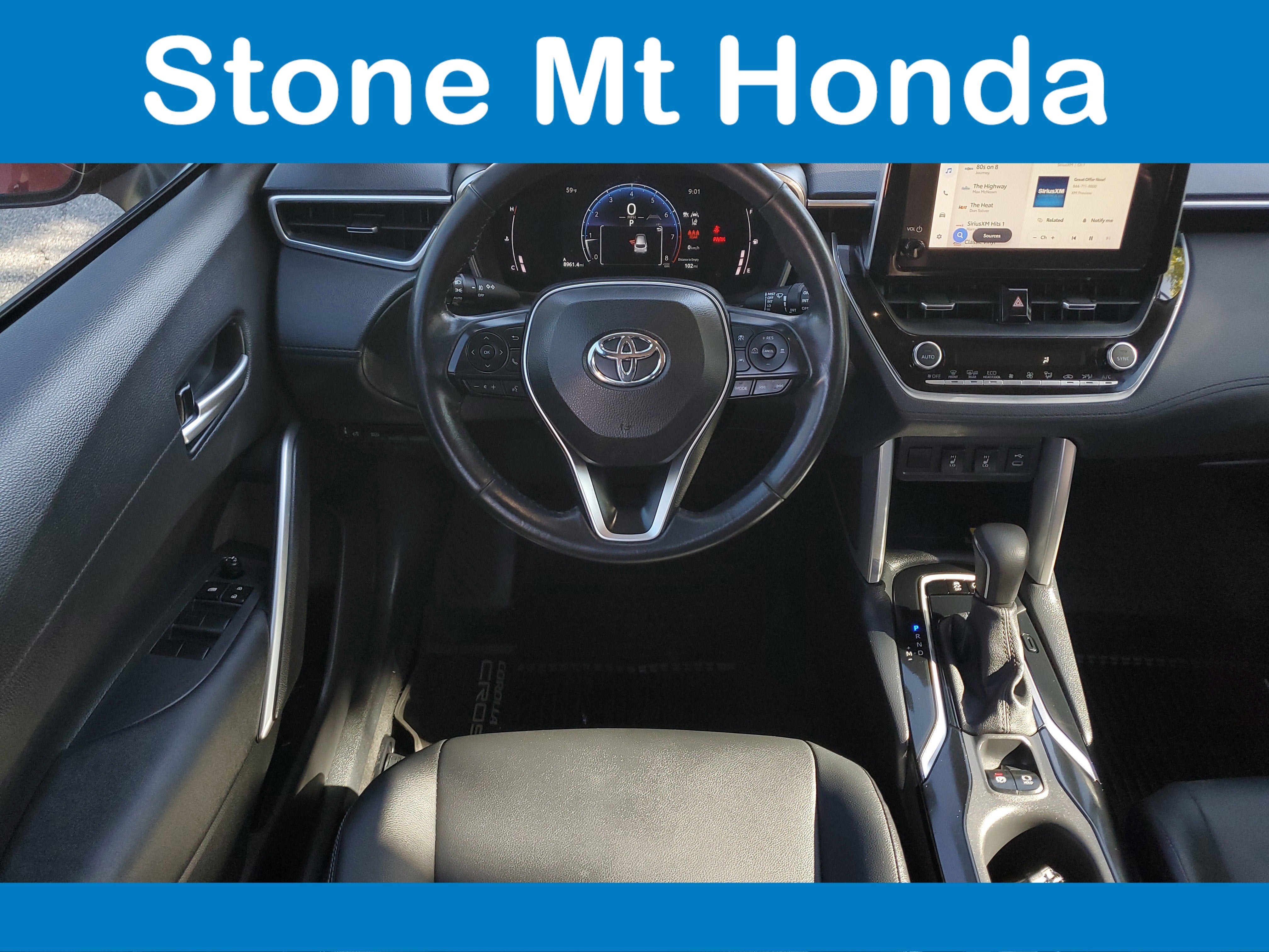 2023 Toyota Corolla Cross XLE