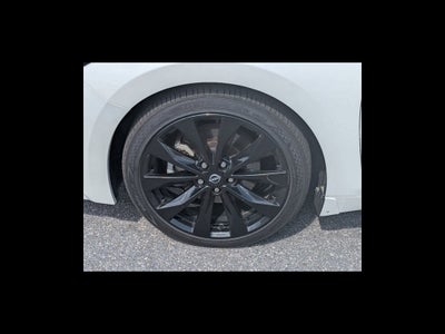 2023 Nissan Maxima SR