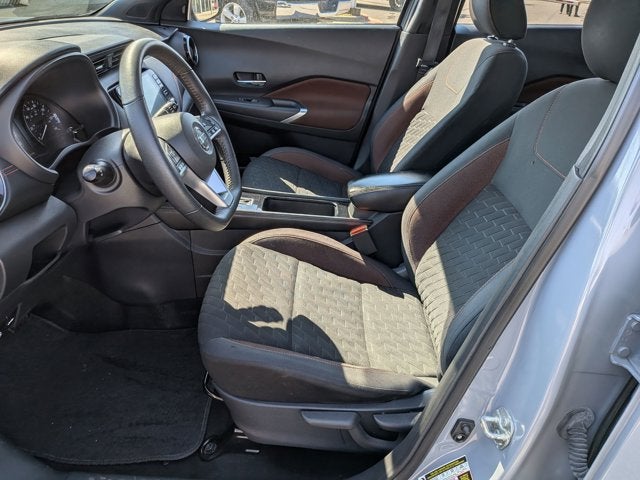 2021 Nissan Kicks SR