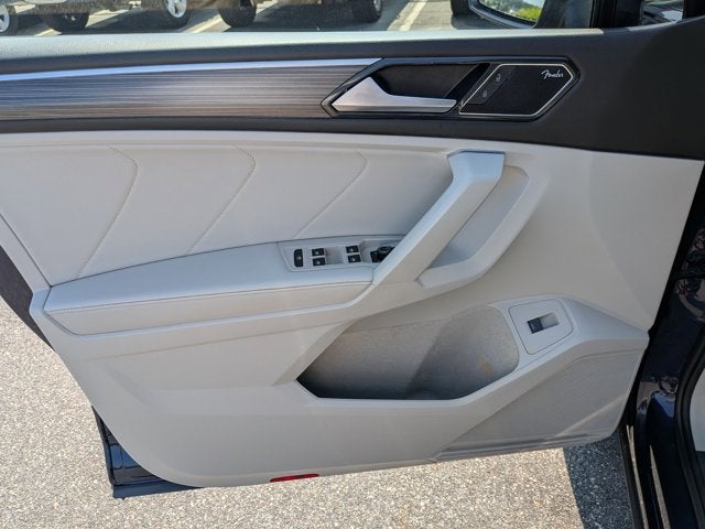 2023 Volkswagen Tiguan SEL R-Line