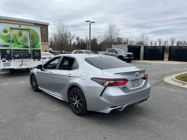 2022 Toyota Camry SE