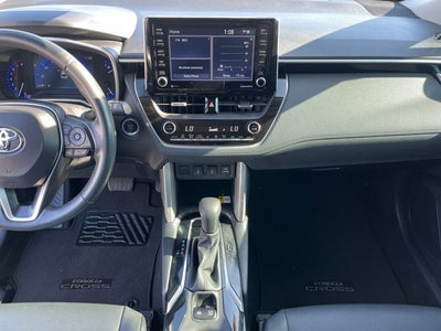 2022 Toyota Corolla Cross XLE