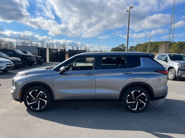 2022 Mitsubishi Outlander Black Edition