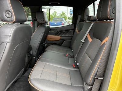2024 GMC Canyon 4WD AT4