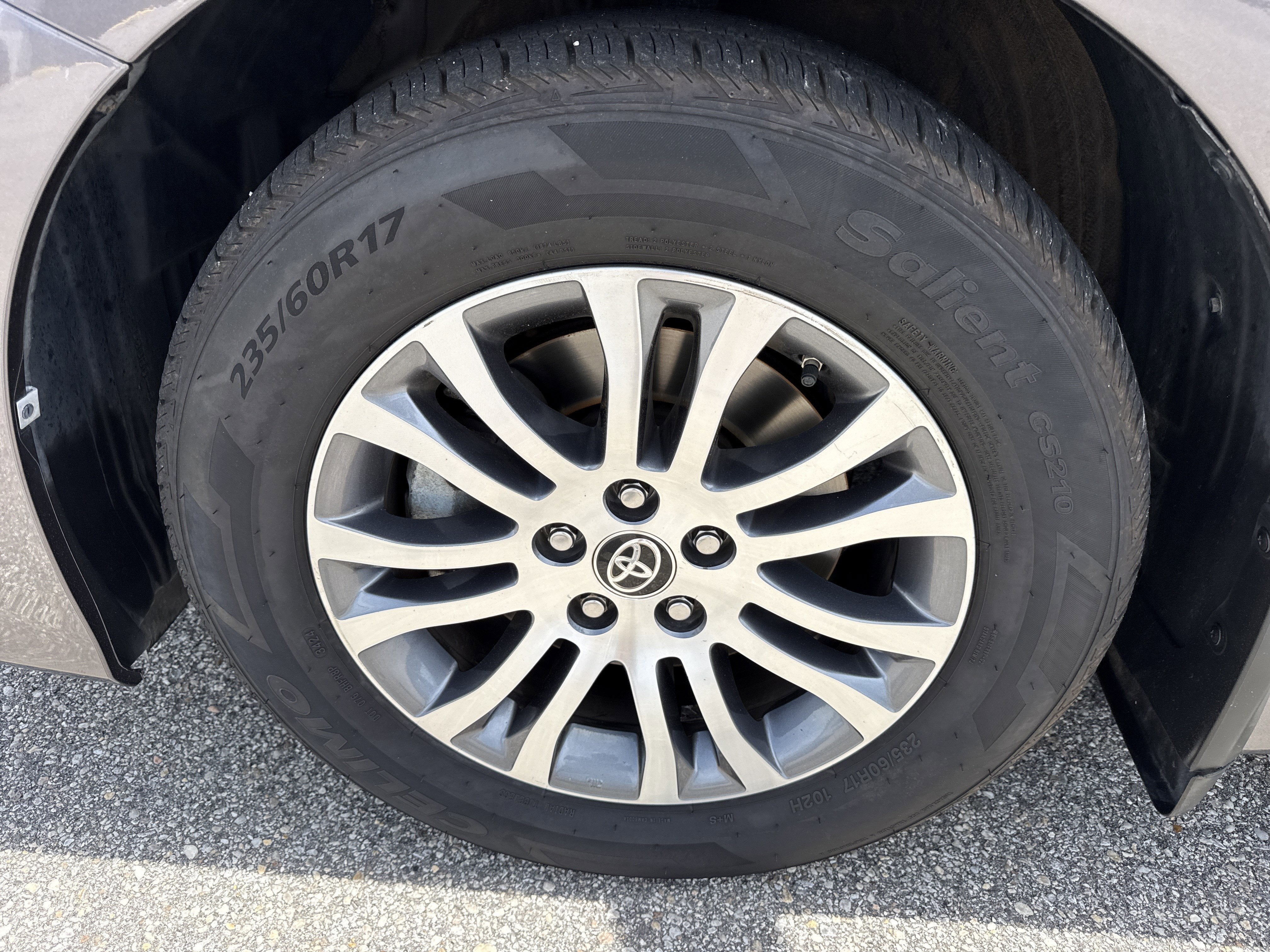 2020 Toyota Sienna XLE