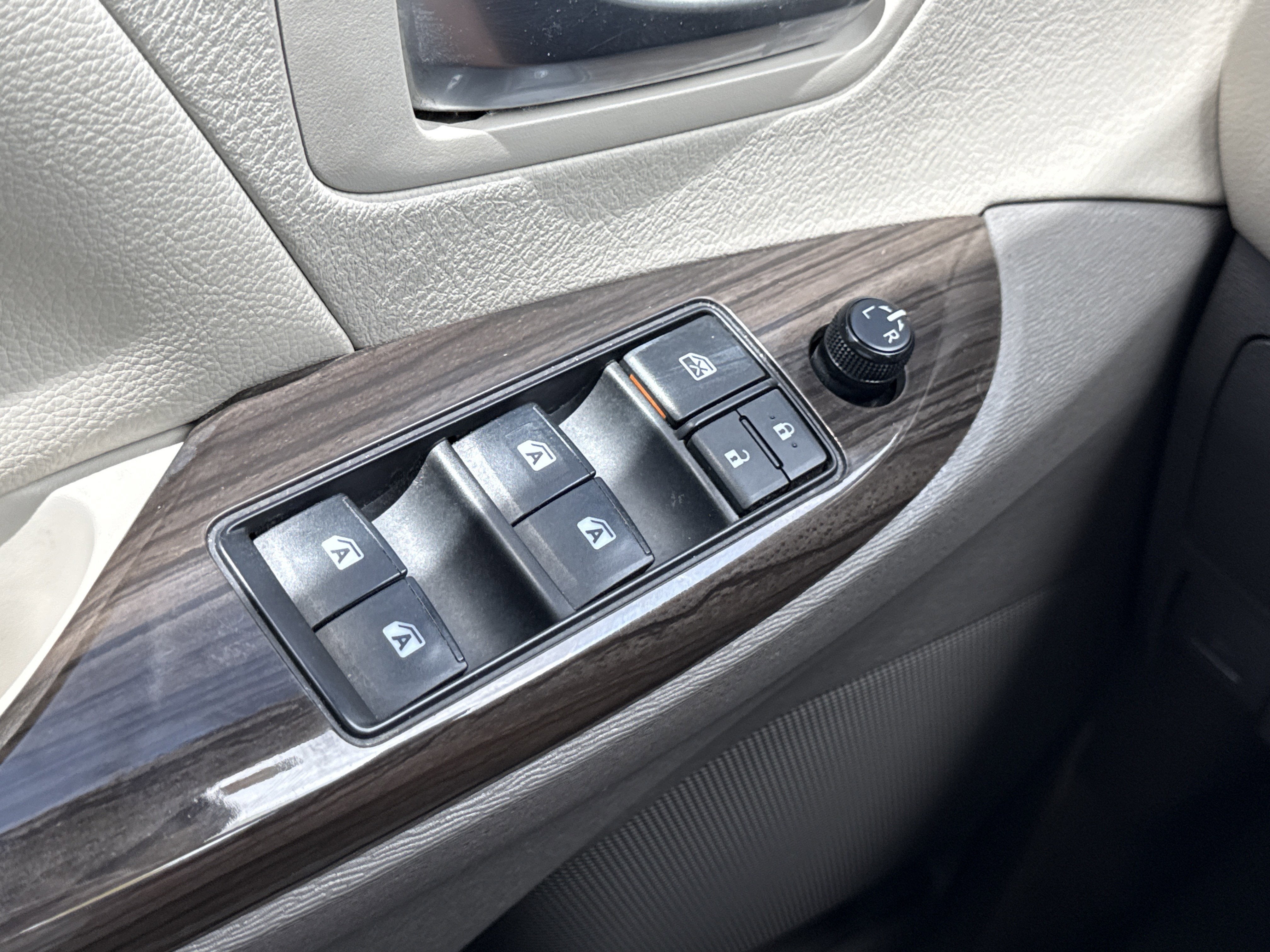 2020 Toyota Sienna XLE