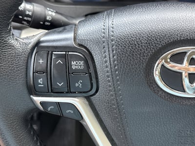 2020 Toyota Sienna XLE