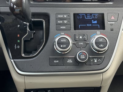 2020 Toyota Sienna XLE