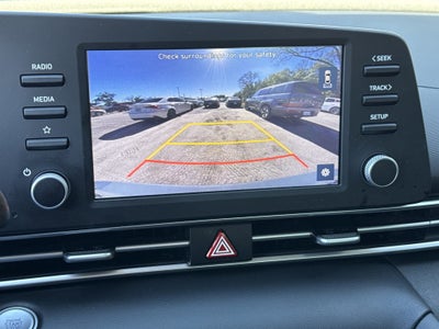 2022 Hyundai Elantra SEL