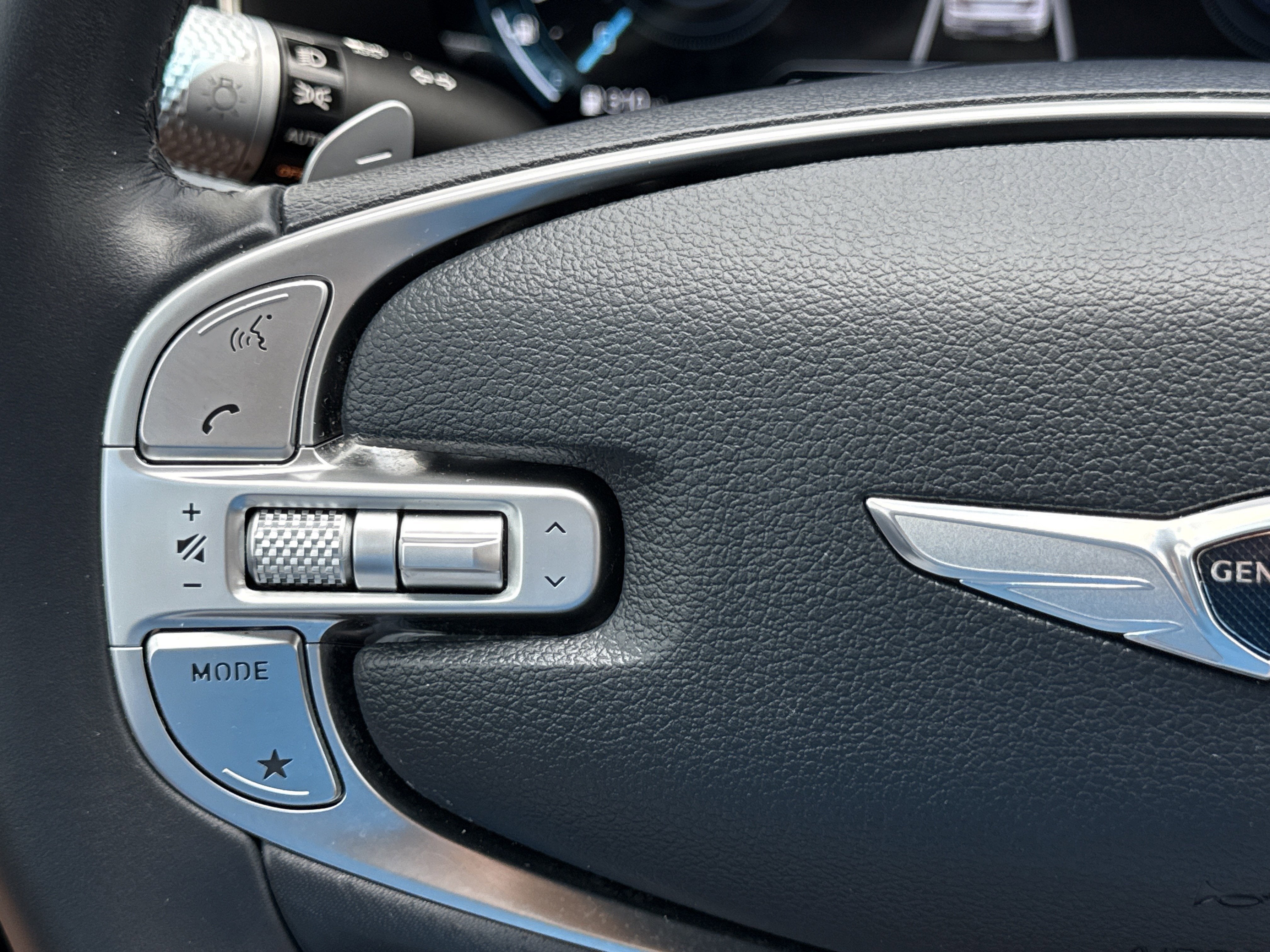 2023 Genesis GV80 2.5T