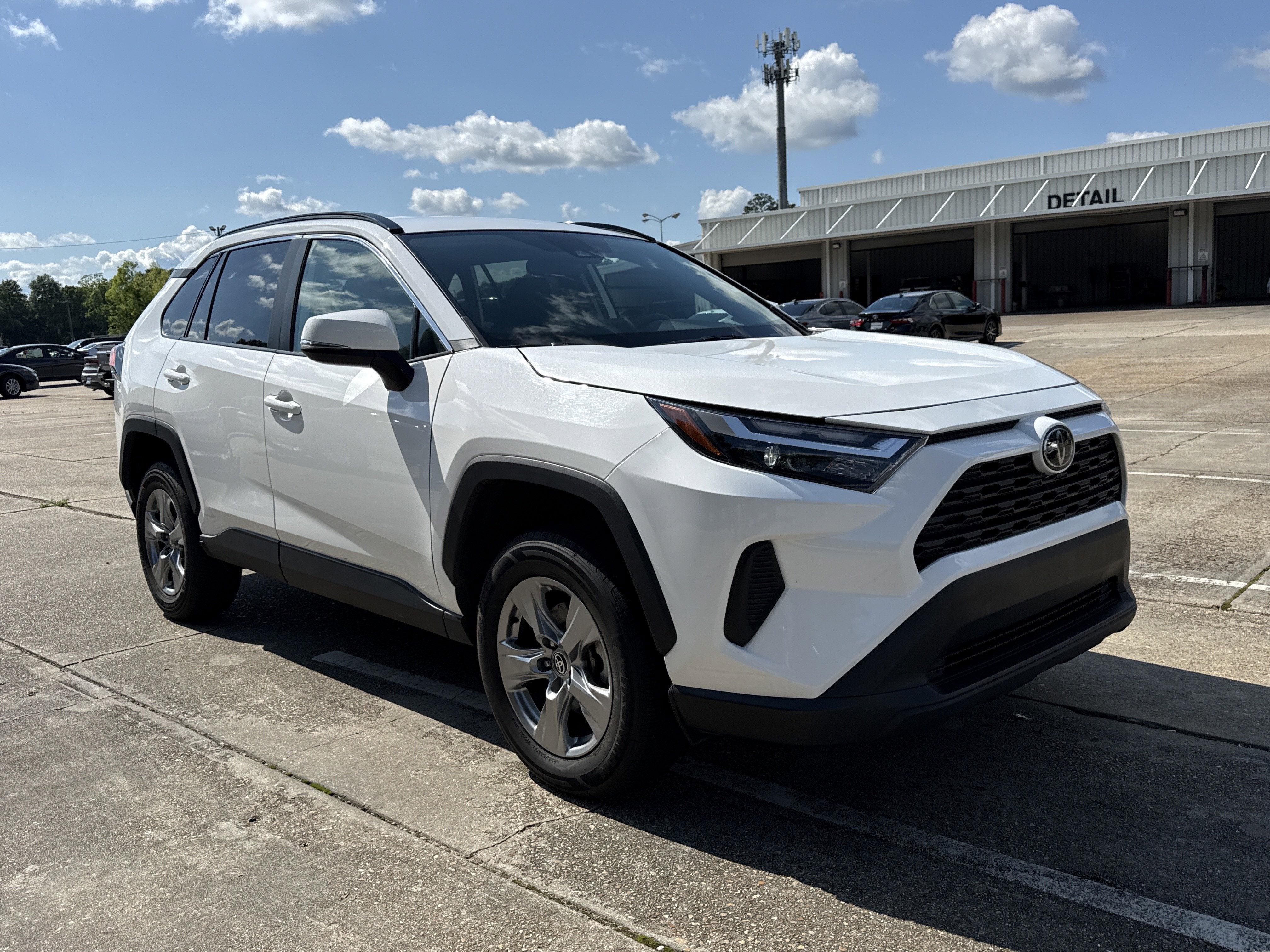 2024 Toyota RAV4 XLE