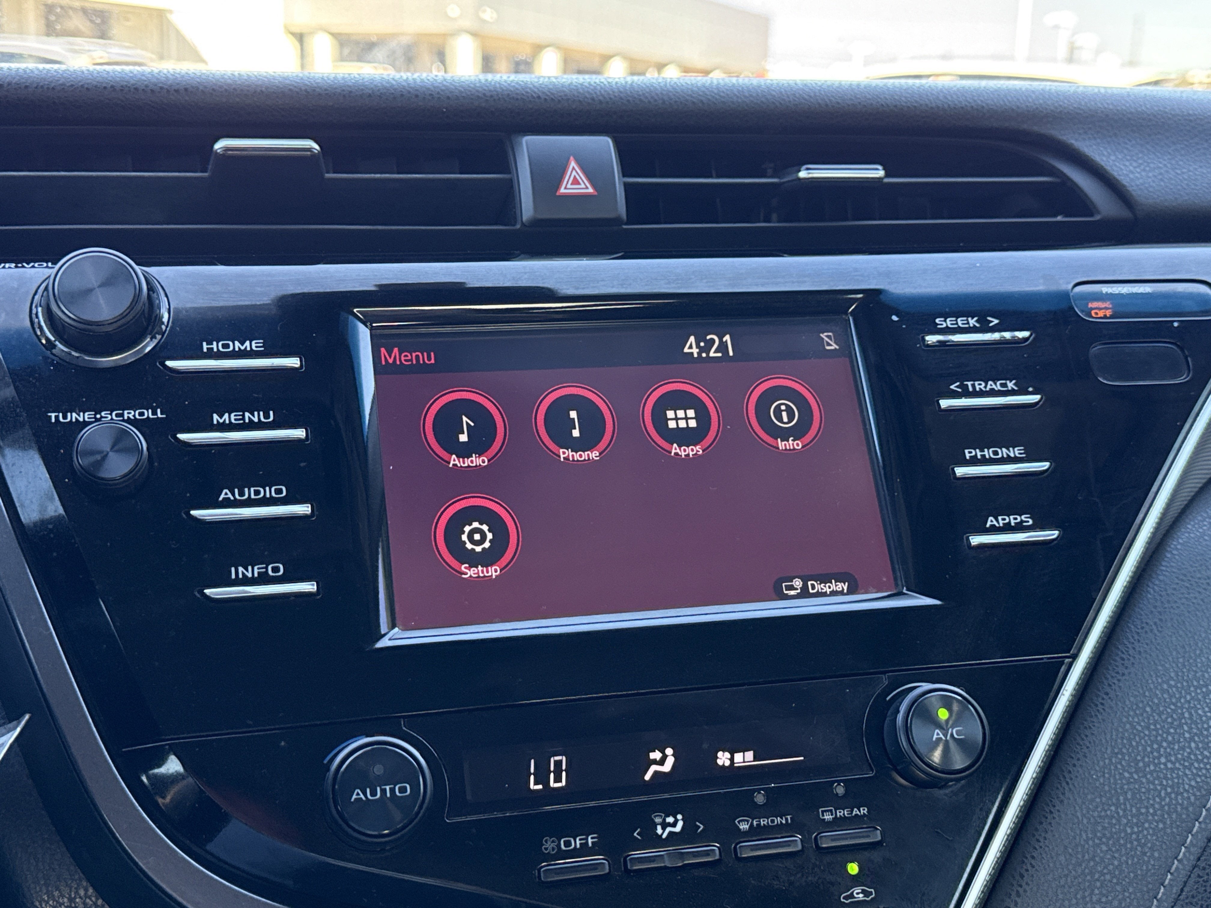 2018 Toyota Camry SE