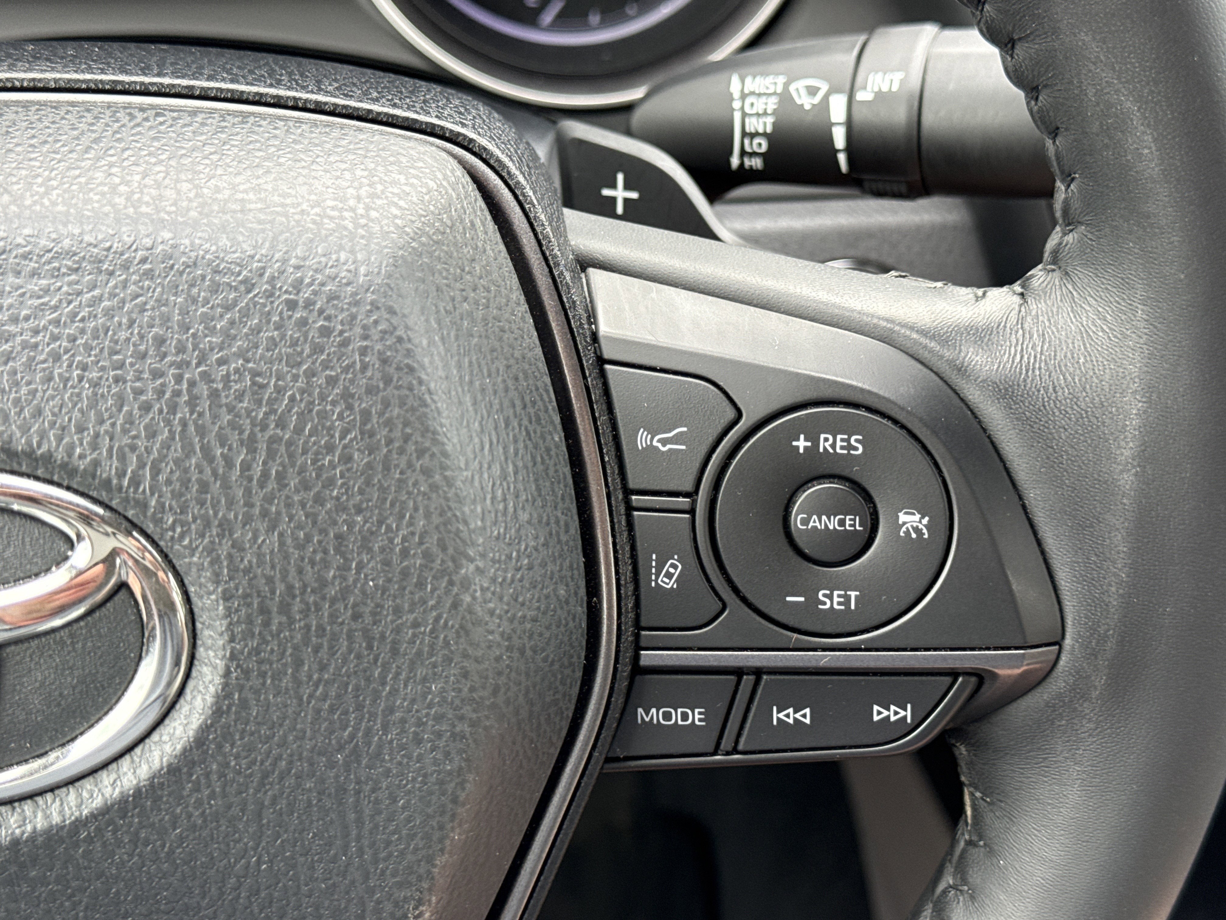 2023 Toyota Camry Hybrid XSE