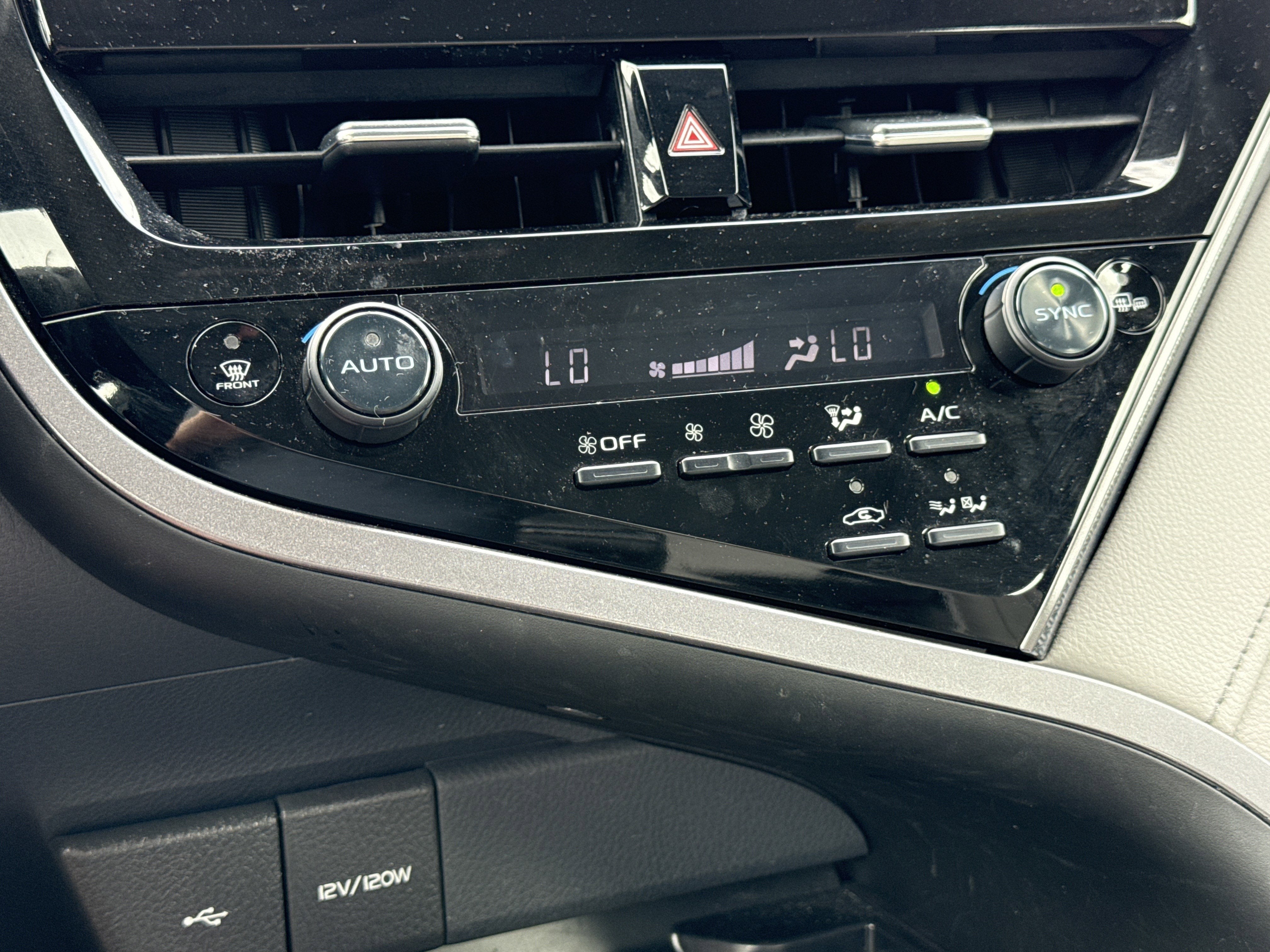 2023 Toyota Camry Hybrid XSE