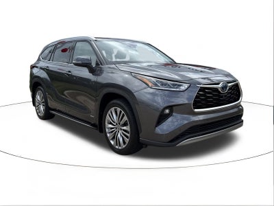 2022 Toyota Highlander Hybrid Platinum