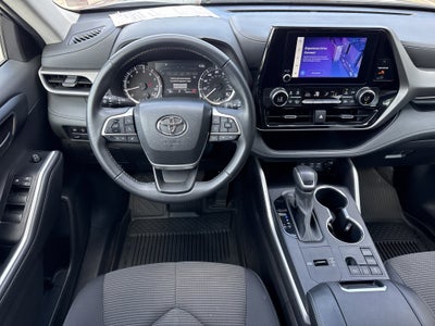 2025 Toyota Highlander LE