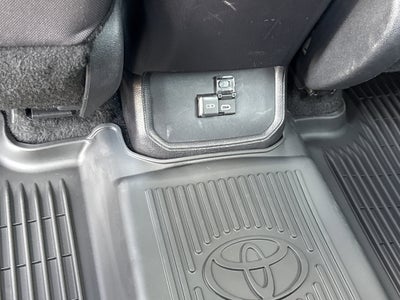 2025 Toyota Highlander LE