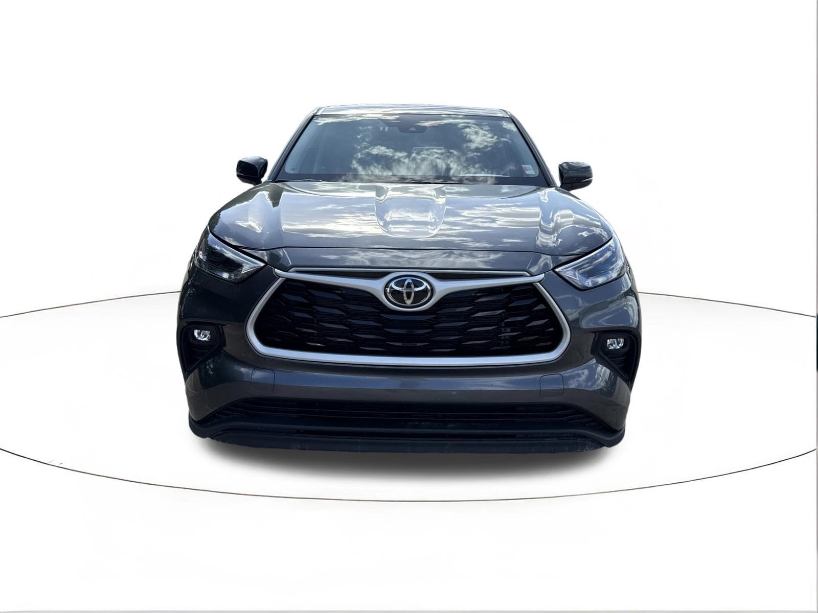 2025 Toyota Highlander LE