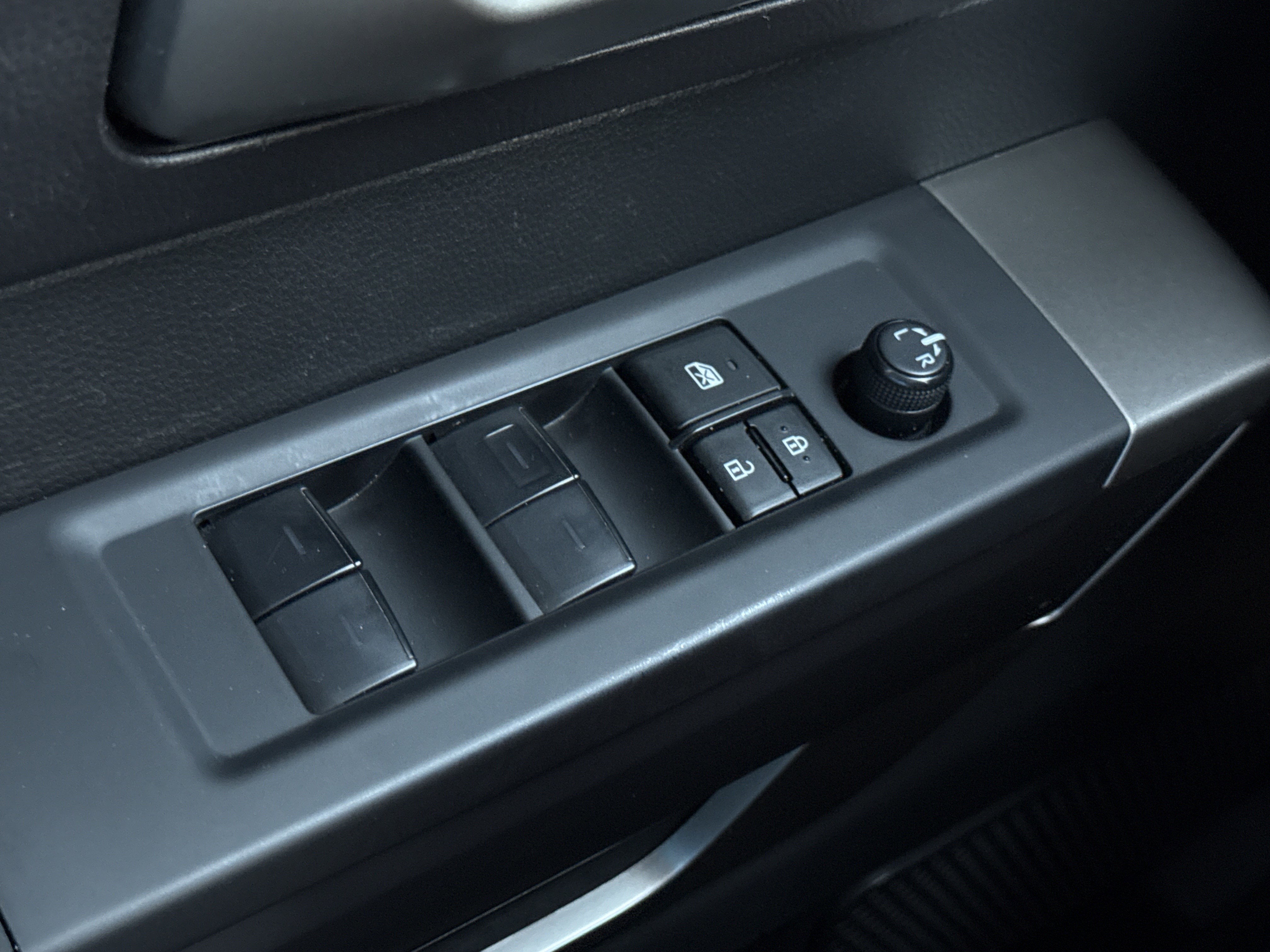 2024 Toyota Tundra 4WD SR5