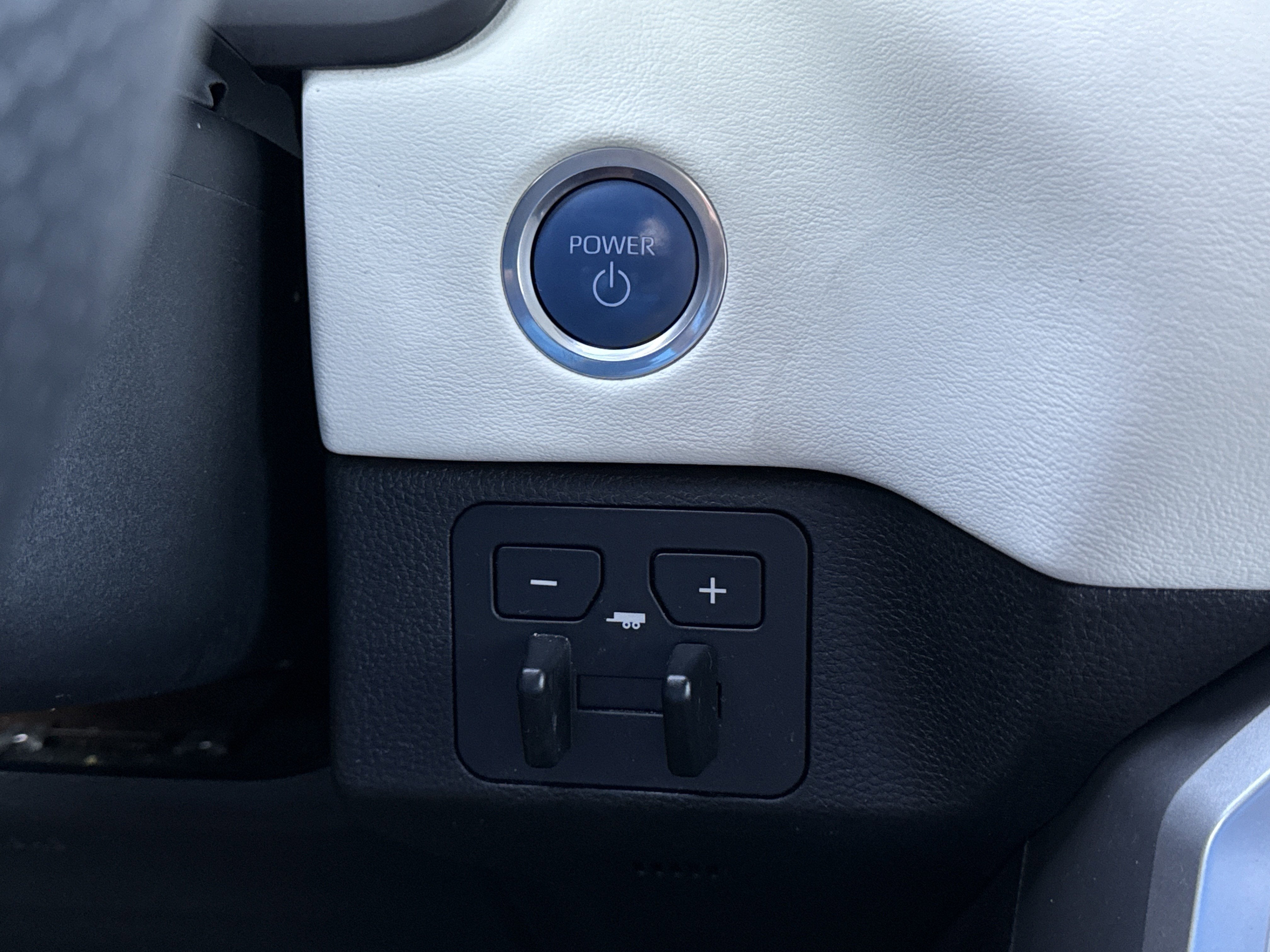 2023 Toyota Tundra 4WD Capstone Hybrid