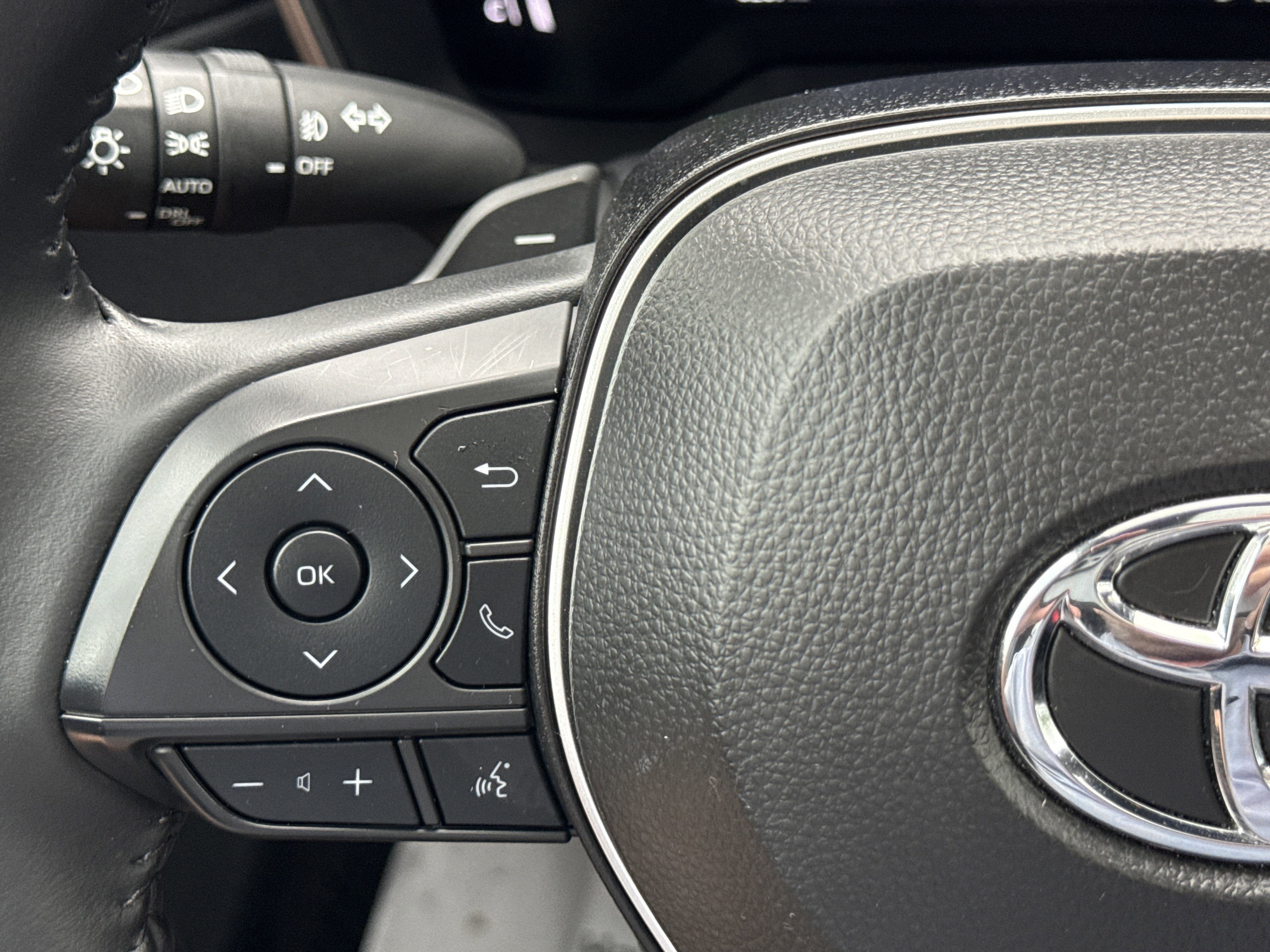2024 Toyota Corolla Cross Hybrid XSE