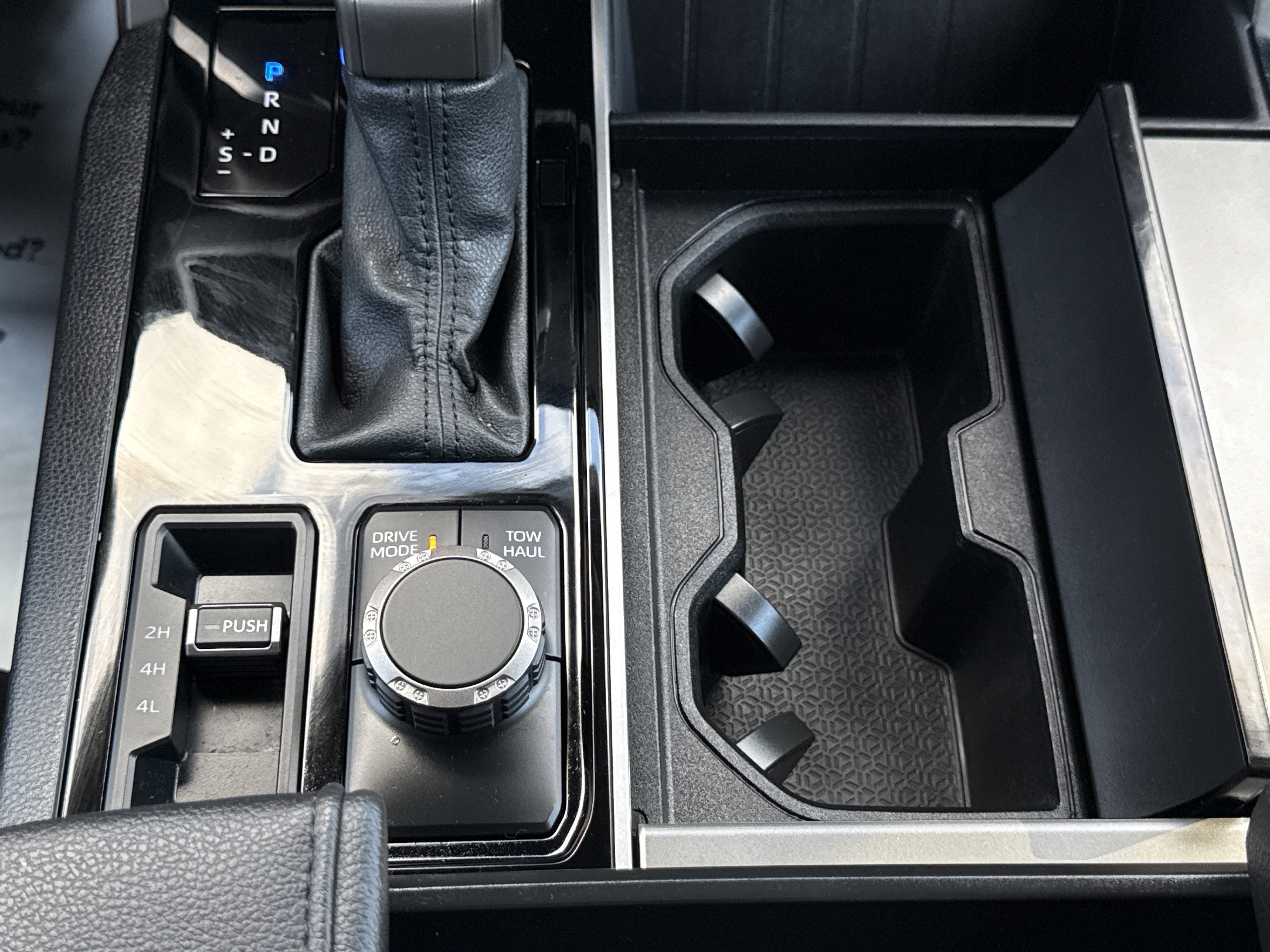 2025 Toyota Sequoia Base