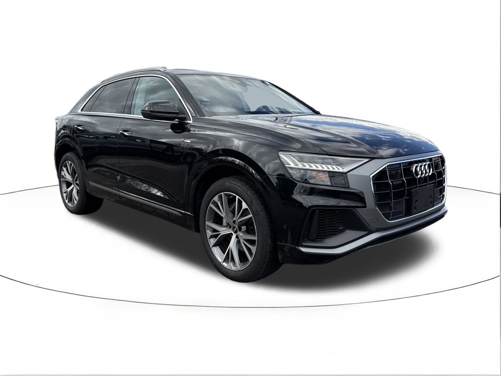 2023 Audi Q8 Premium Plus