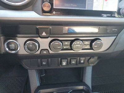 2022 Toyota Tacoma 4WD SR