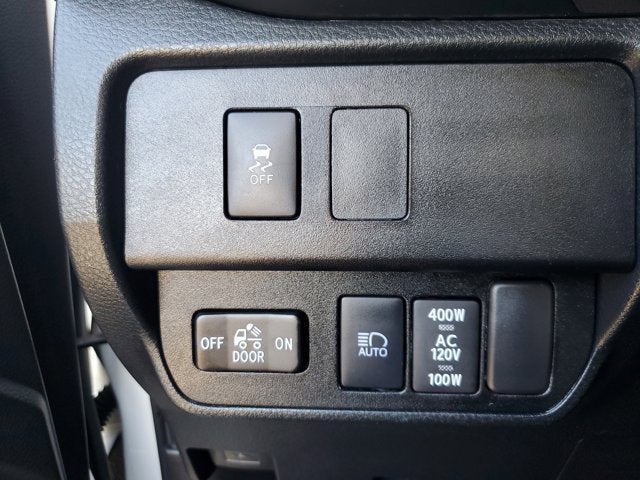 2022 Toyota Tacoma 4WD SR