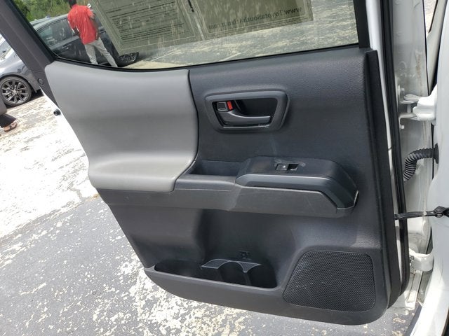 2022 Toyota Tacoma 2WD SR