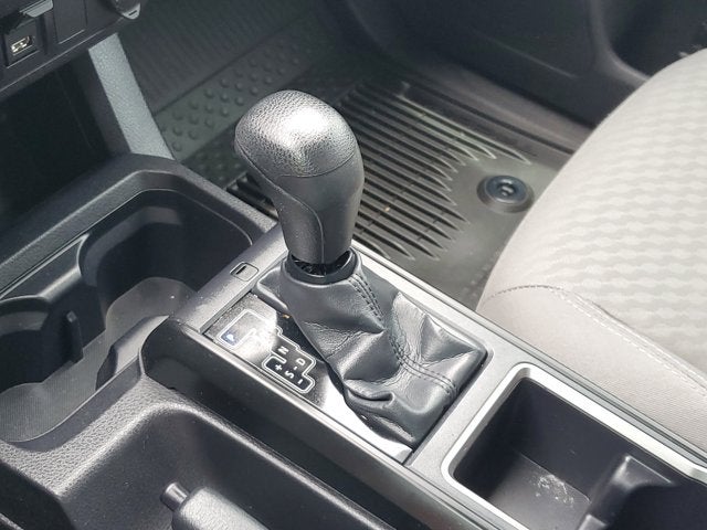 2022 Toyota Tacoma 2WD SR
