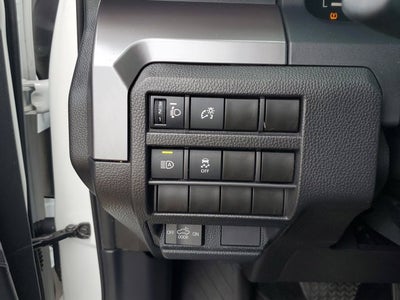 2025 Toyota Tacoma 4WD SR5