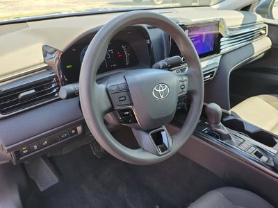2025 Toyota Camry LE