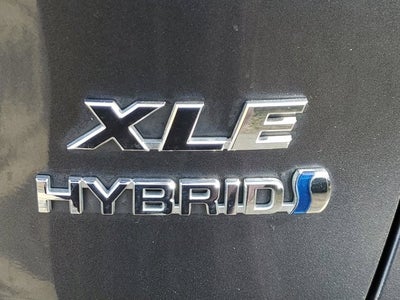 2022 Toyota RAV4 Hybrid XLE